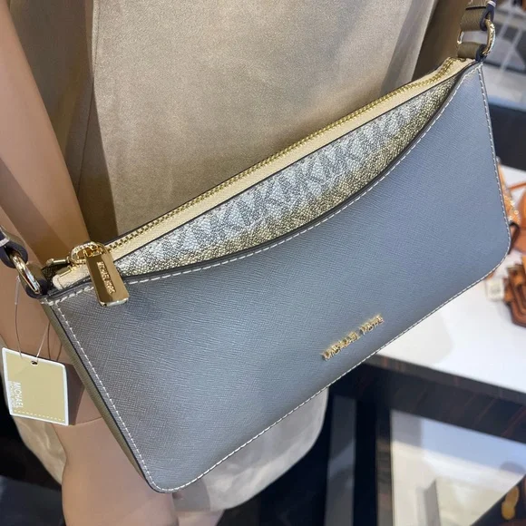 MICHAEL KORS Arden Medium Metallic Crossbody Bag
Pale Gold 
NWT - Picture 4 of 16